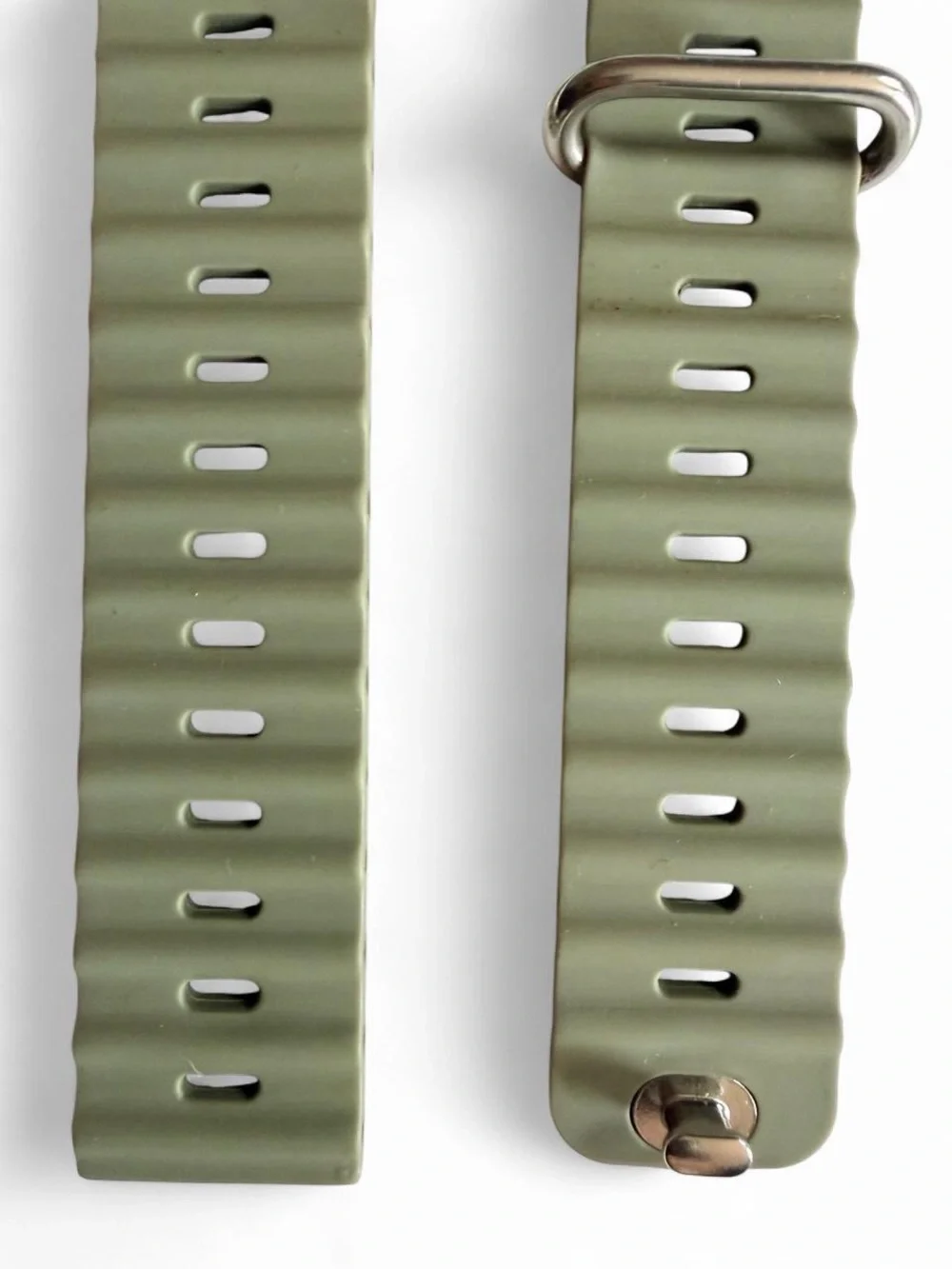 NWOT Olive Green Silicone Watch Band Compatible With Apple Watch Ultra